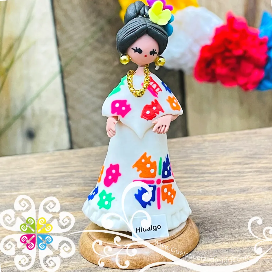 13- Hidalgo Little Doll Figurine - Fondant Doll