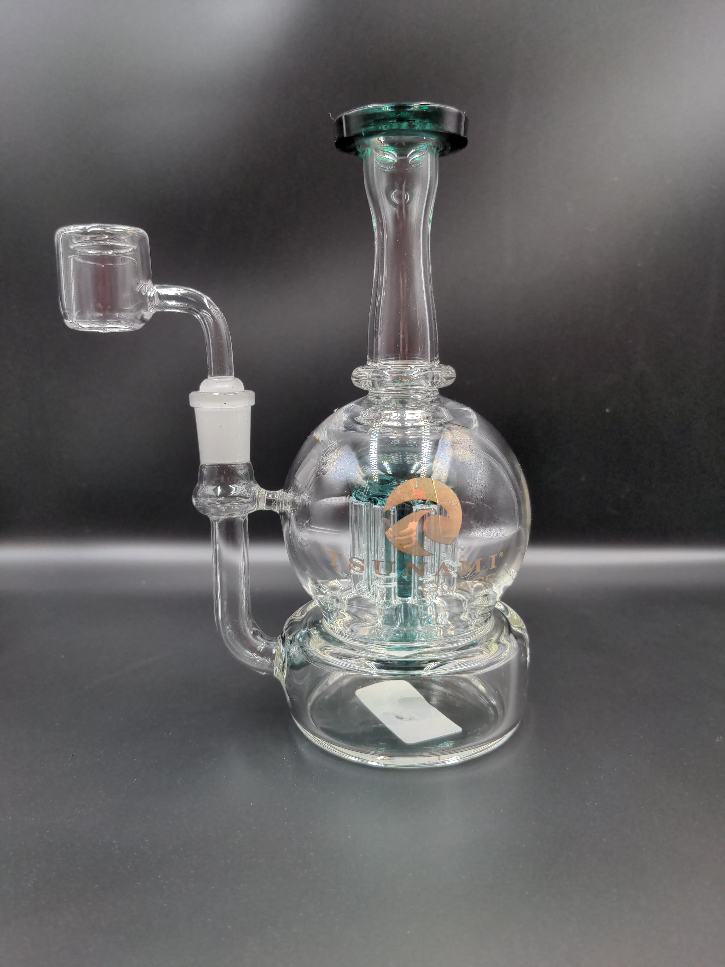 8 Tsunami Concentrate Rig Inline Tree