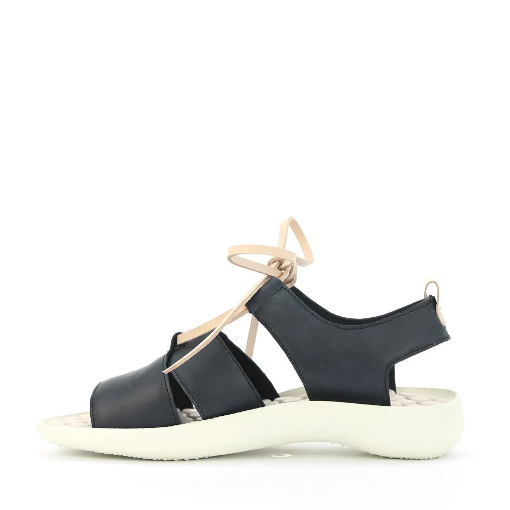 Cassia Flat Sandals