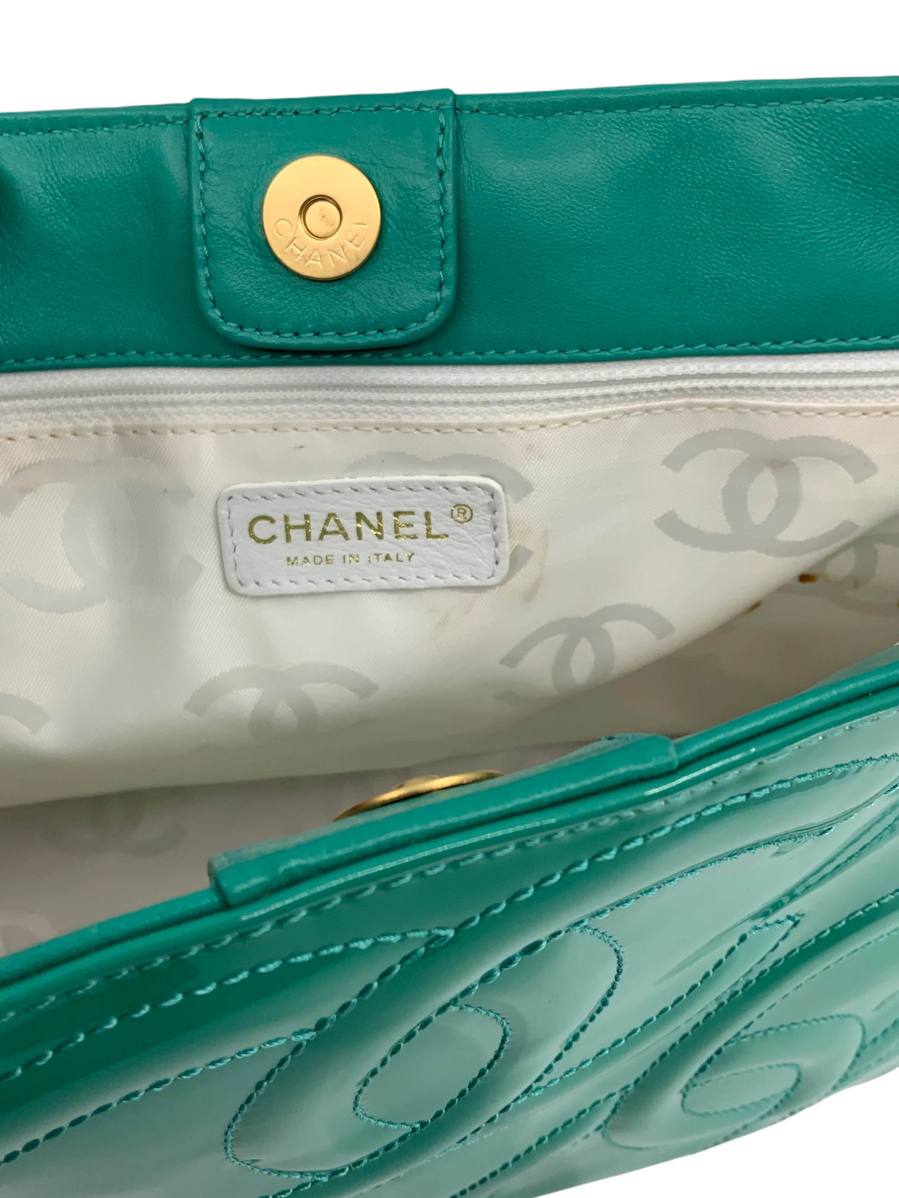 CHANEL Triple CC Logo Patent Leather Medium Tote Bag