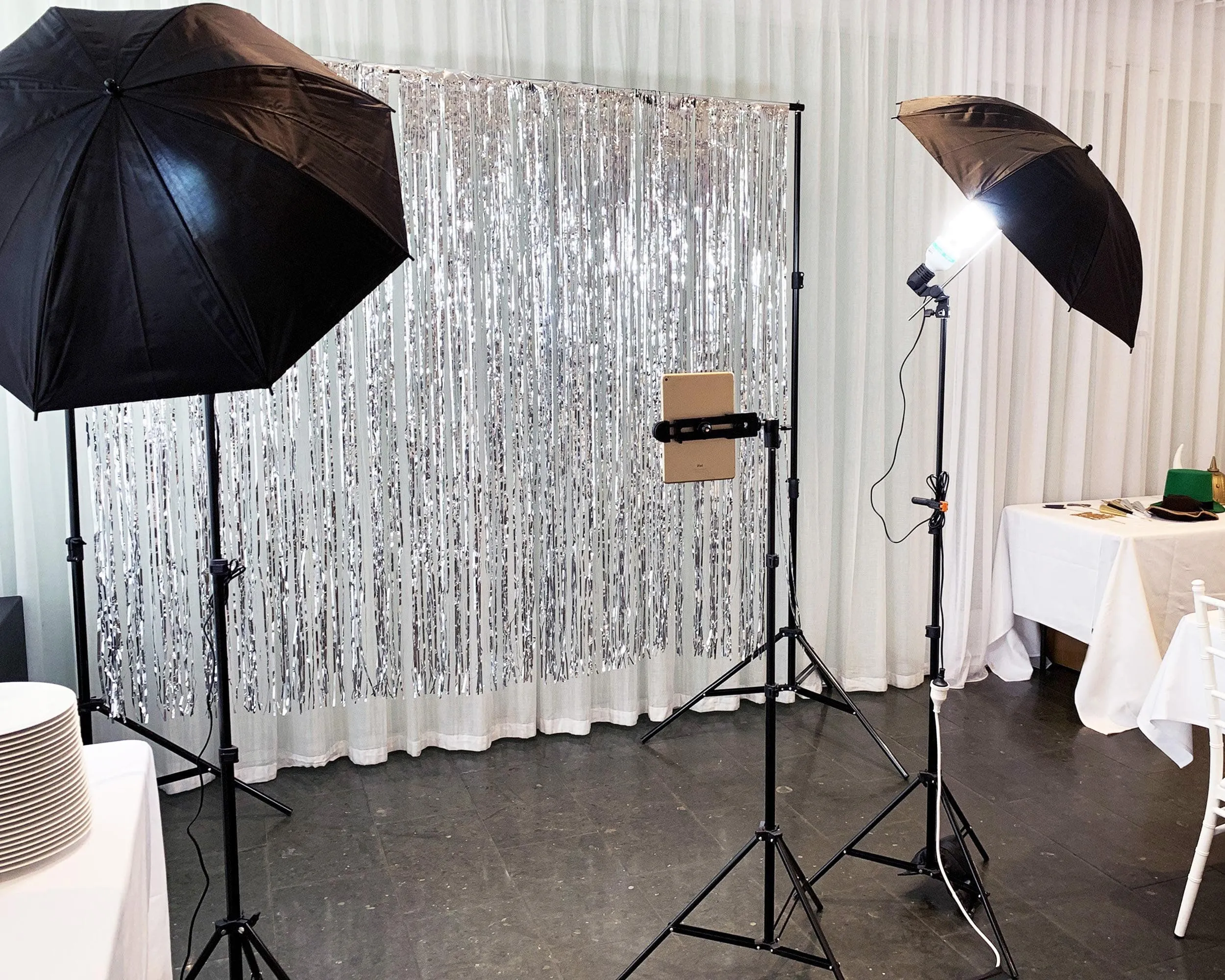 DIY Party & Events  Photobooth Lighting 'HOLLYWOOD' Kit