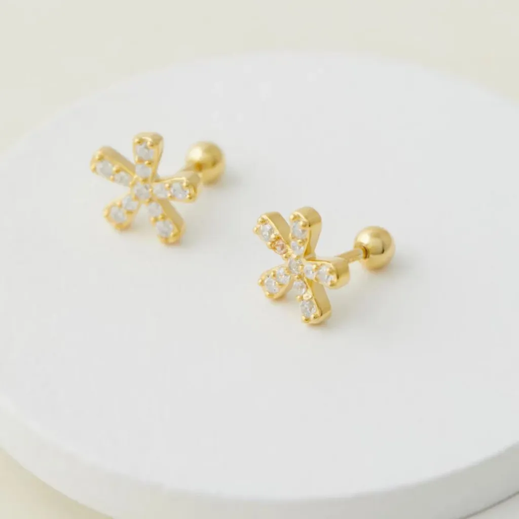 Floral CZ Stud Gold