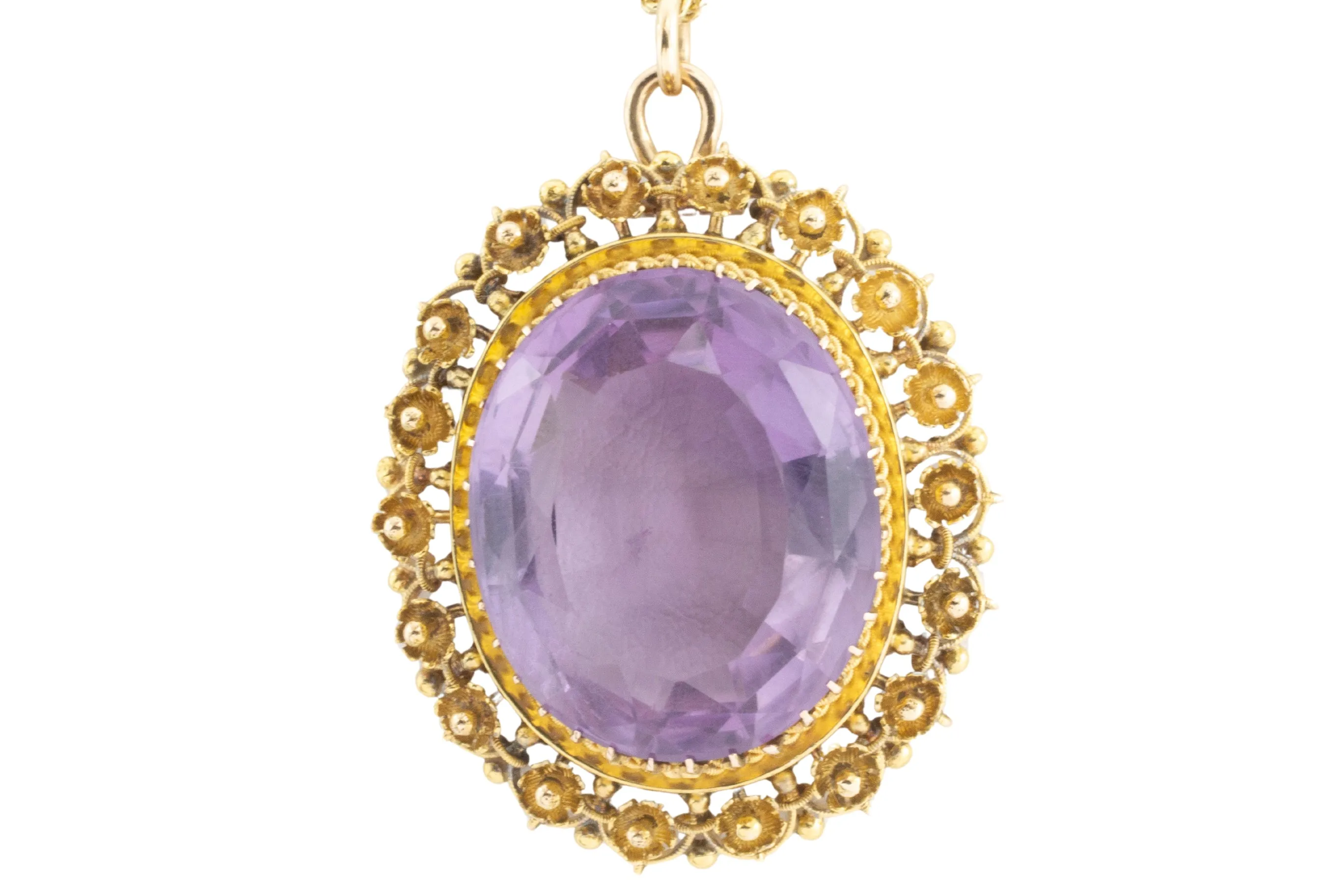 Large vintage amethyst pendant in 14 carat gold