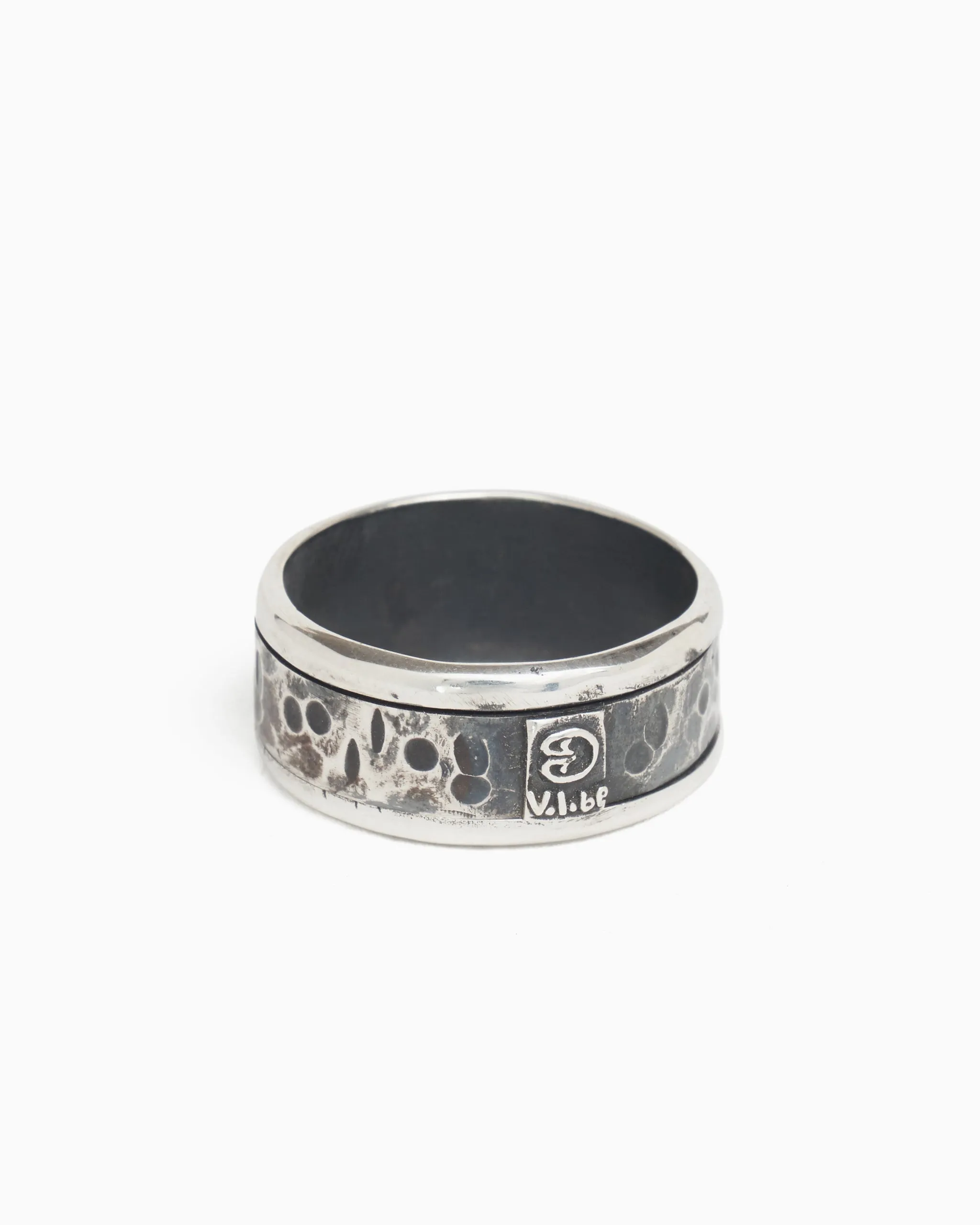 Pirate Texture Spinner Ring